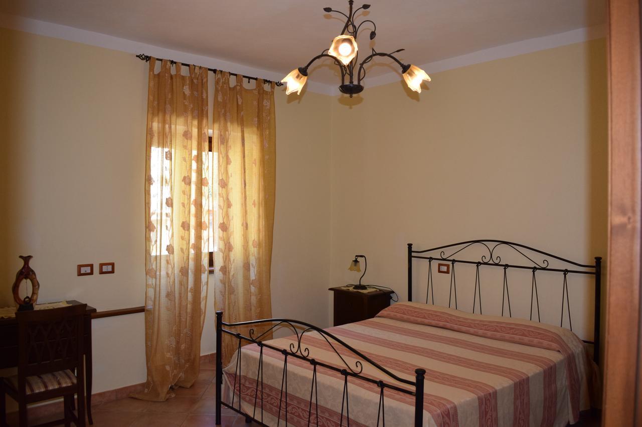 Country House B&B Antica Dimora Del Sole Camerota Exterior foto